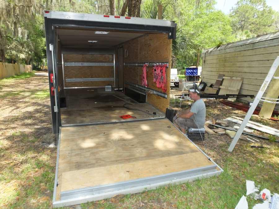 Accident damaged trailer repairing rebuilding